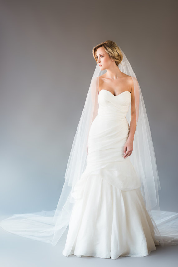 Hot Top Fashion In Stock Romantic Cut Edge 2T For Wedding Cathedral veil New Long White Ivory Wedding Veils