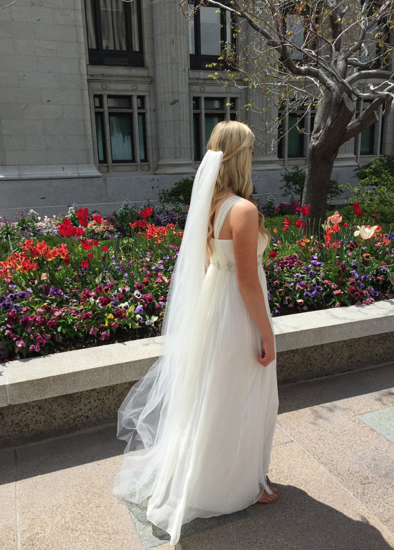 New Qualityr Cheap Best Sale Waltz White Ivory Cut Edge Veil Mantilla Bridal Head Pieces For Wedding Dresses
New Qualityr Cheap Best Sale Waltz White Ivory Cut Edge Veil Mantilla Bridal Head Pieces For Wedding Dresses