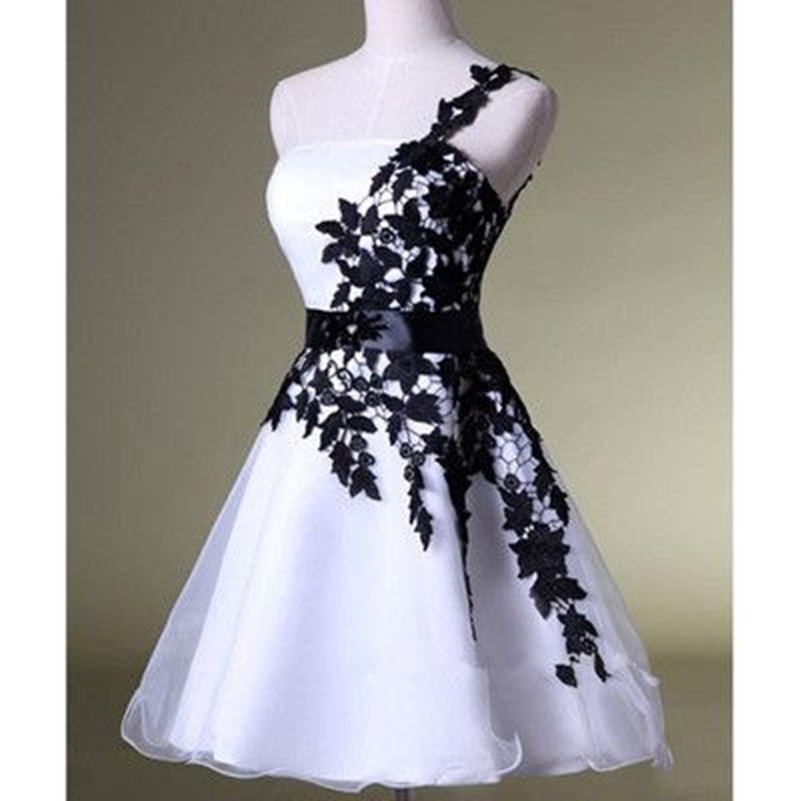 2021 Stock White Black Appliques Organza Short Homecoming Dresses with Beaded Crystal Lace Up Prom Graduation Cocktail Party Gown QC192, Same as picture
2021 Stock White Black Appliques Organza Short Homecoming Dresses with Beaded Crystal Lace Up Prom Graduation Cocktail Party Gown QC192, Same as picture