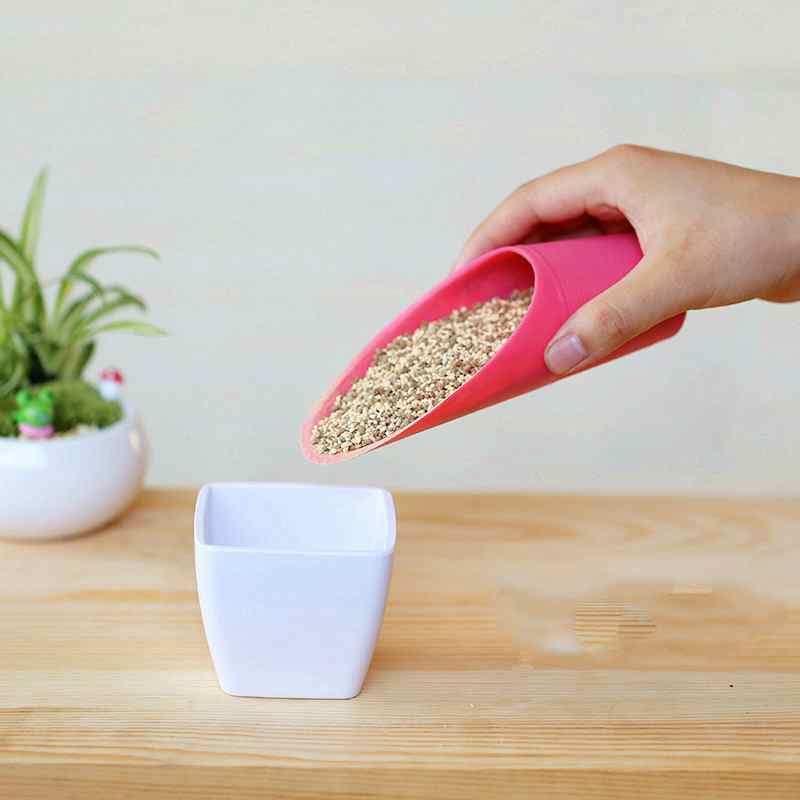 Fleshy Shovel Cup Plastic Tube with Shovel Cylinder Cup Moss Micro Landscape Ornaments DIY ZAKKA Fairy Garden Special Bonsai Craft Tools
Fleshy Shovel Cup Plastic Tube with Shovel Cylinder Cup Moss Micro Landscape Ornaments DIY ZAKKA Fairy Garden Special Bonsai Craft Tools