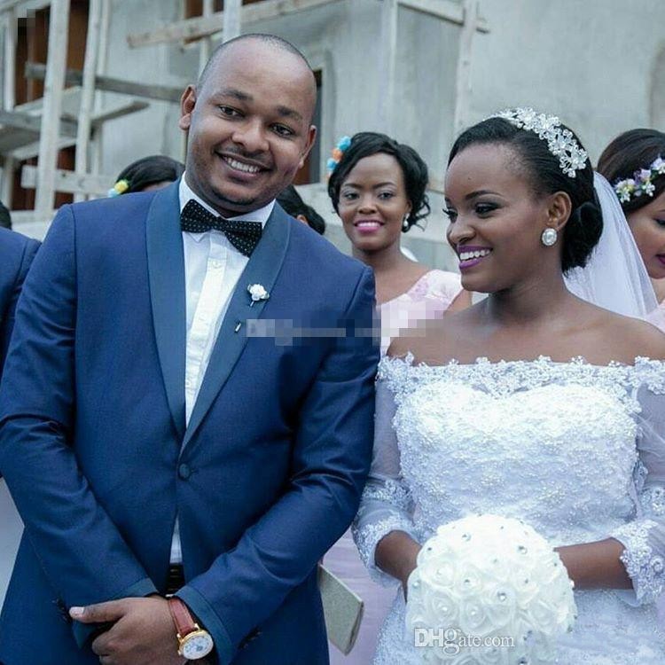 African Mermaid Wedding Dresses New Off Shoulder Long Sleeves Lace Appliques Beaded Plus Size Chapel Train Tulle Ruffles Bridal Gowns