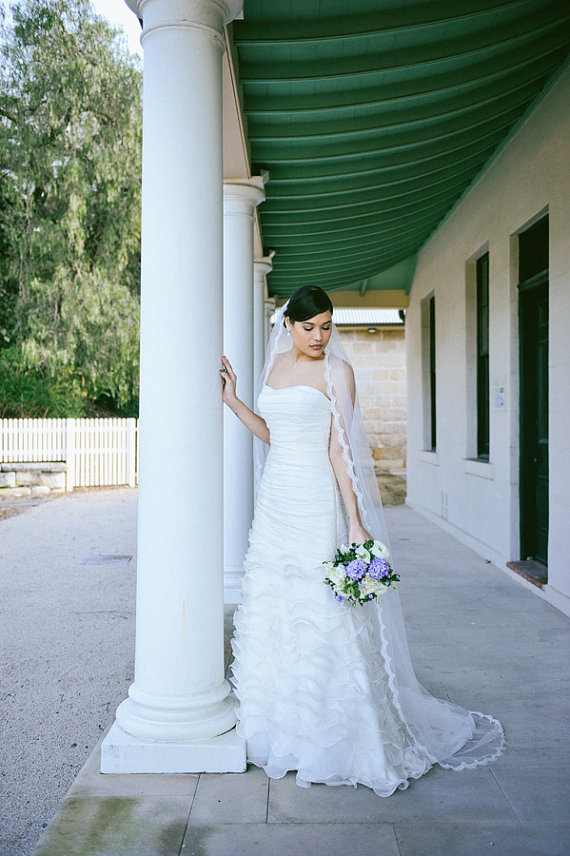 Chapel White Ivory Lace Edge veil Bridal Veil One layer Wedding Veil Lace Edge With Comb