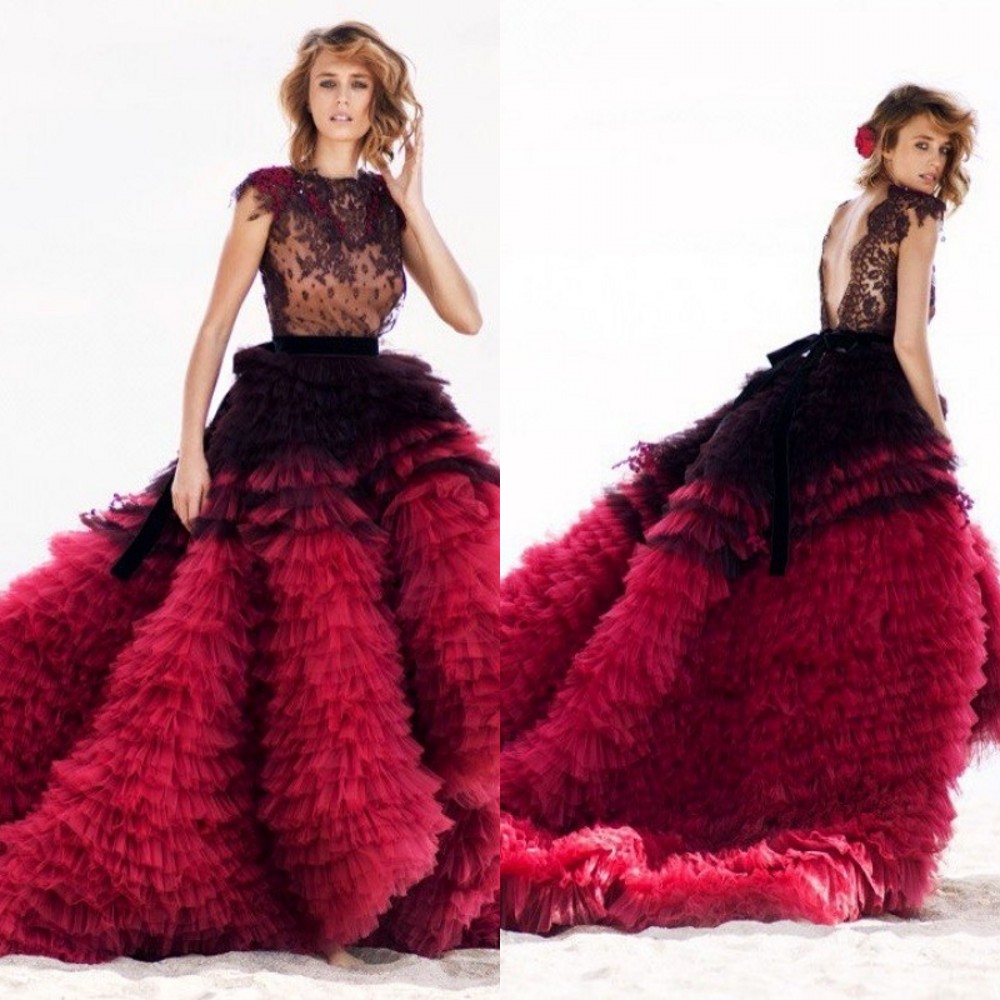 Gorgeous Tiered Red Evening Dresses Fluffy Ruffles Sexy Backless Red Carpet Dresses Jewel Neck Lace Applique Charming Formal Evening Gowns