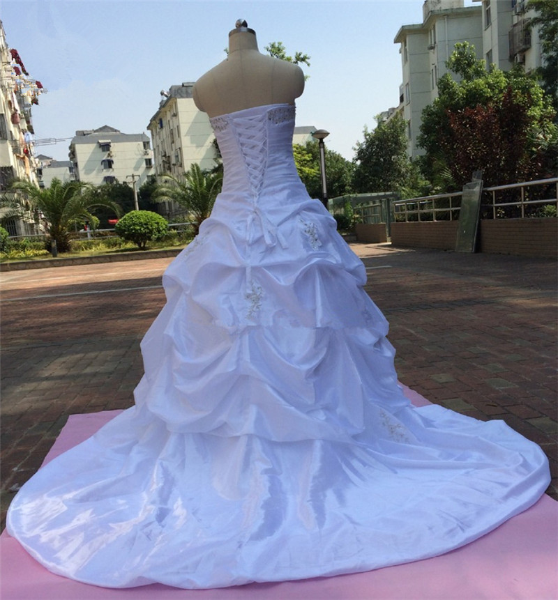 2017 Fashion Taffeta Appliques Sweetheart A-Line Wedding Dresses With Pleat Plus Size Wedding Party Bridal Gowns Vestido De Novia BW16