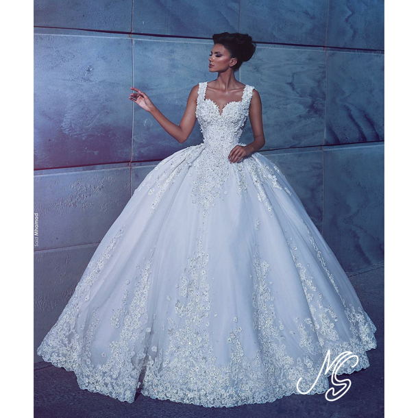 Charming Backless Ball Gown Wedding Dresses Beaded Floral Lace Applique Sweetheart Wedding Gowns 2017 Sexy Gorgeous Tulle Long Wedding Dress