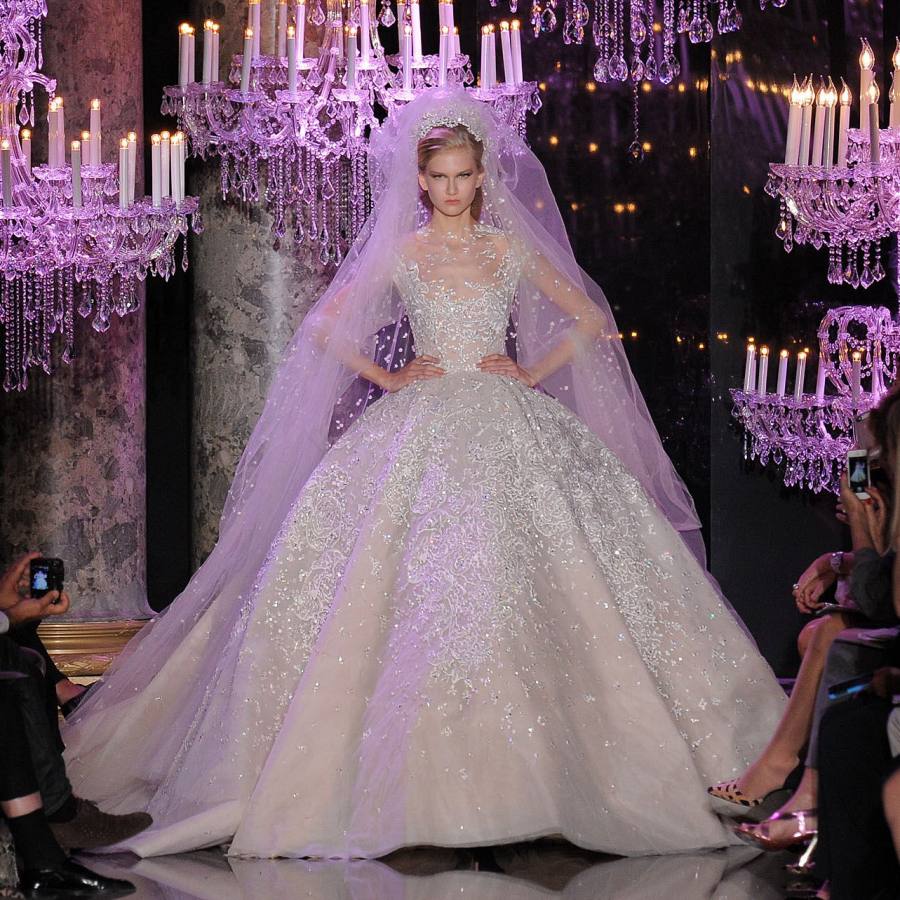 Luxury Elie Saab Lace Ball Gown Wedding Dresses Appliques Sheer Jewel Neck Beads Bridal Dress Chapel Plus Size Sequined Tulle Wedding Gowns, Gold
Luxury Elie Saab Lace Ball Gown Wedding Dresses Appliques Sheer Jewel Neck Beads Bridal Dress Chapel Plus Size Sequined Tulle Wedding Gowns, Gold