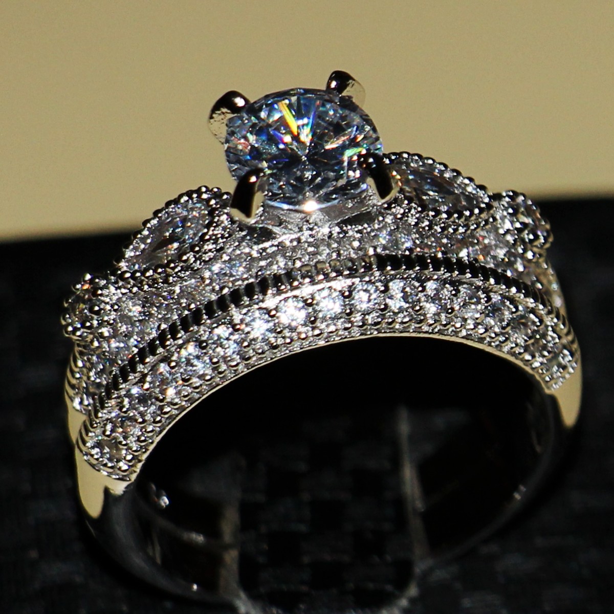 Stunning Sterg Sier Round Cut White Sapphire CZ Dia Women's Wedding Ring Set (Size 5-11)