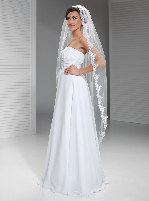 New Hot Saling High Quality One Layer Lace Applique Edge With Comb Lvory White Wedding Veil Waltz Bridal Veils handmade
New Hot Saling High Quality One Layer Lace Applique Edge With Comb Lvory White Wedding Veil Waltz Bridal Veils handmade
