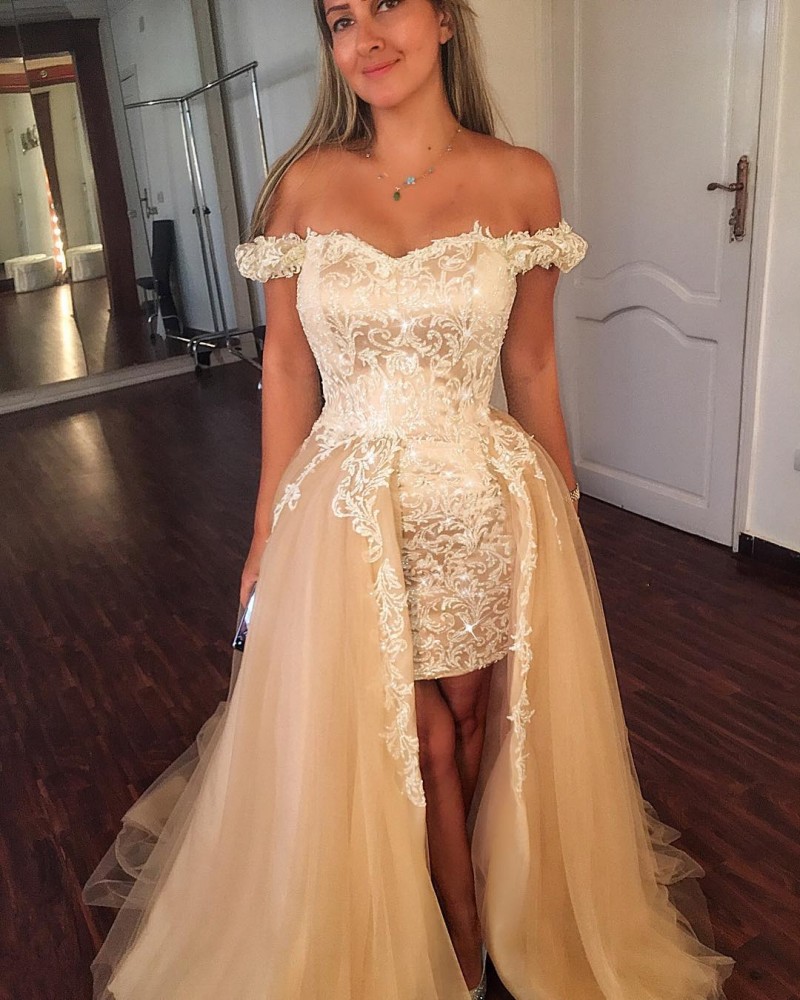 Fashion Overskirt Lace Prom Dresses Appliques Off The Shoulder A Line Sequined Party Dress Floor Length Tulle Custom Made Evening Gowns, Gold
Fashion Overskirt Lace Prom Dresses Appliques Off The Shoulder A Line Sequined Party Dress Floor Length Tulle Custom Made Evening Gowns, Gold