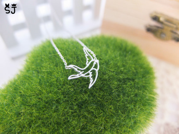 10PCS- B025 Gold Silver Lovely Origami Swallow Bracelet Animal Paper Bird Bracelets Cute Wild Dove flying Birds Bracelet