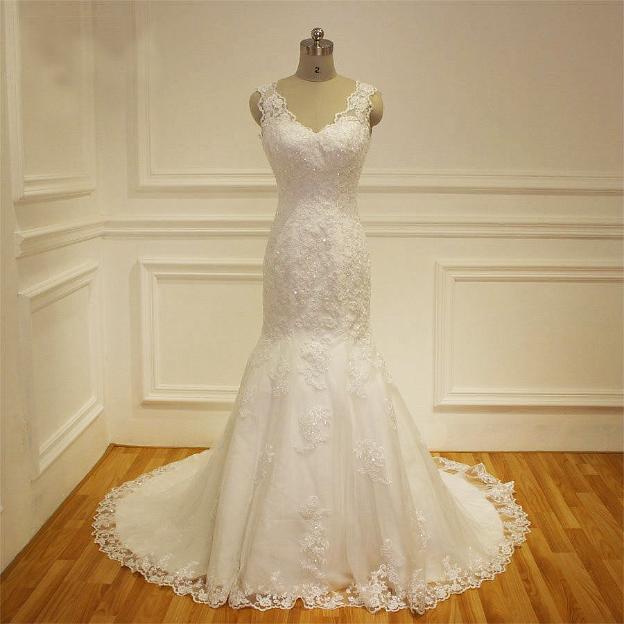 Lace Appliques Mermaid Wedding Dresses Beaded V-neck Low Back Chapel Train Fit And Flare Bridal Gowns Vestido De Noiva Real Photo