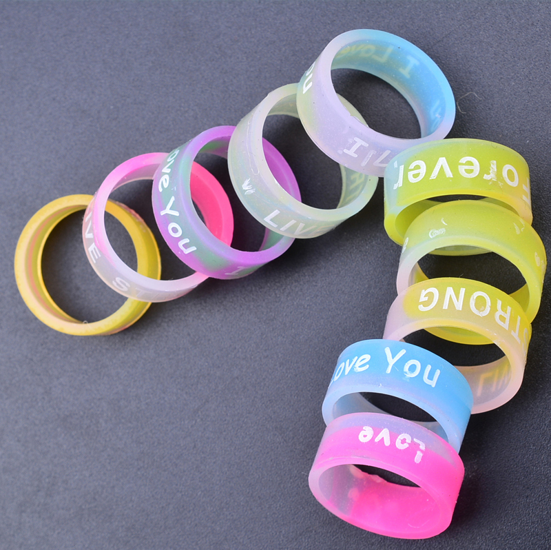 New Individuality 8mm width Silicone Rings Originality luminous men&women s Ring cheap colours male Rings For sale wholesale
New Individuality 8mm width Silicone Rings Originality luminous men&women s Ring cheap colours male Rings For sale wholesale