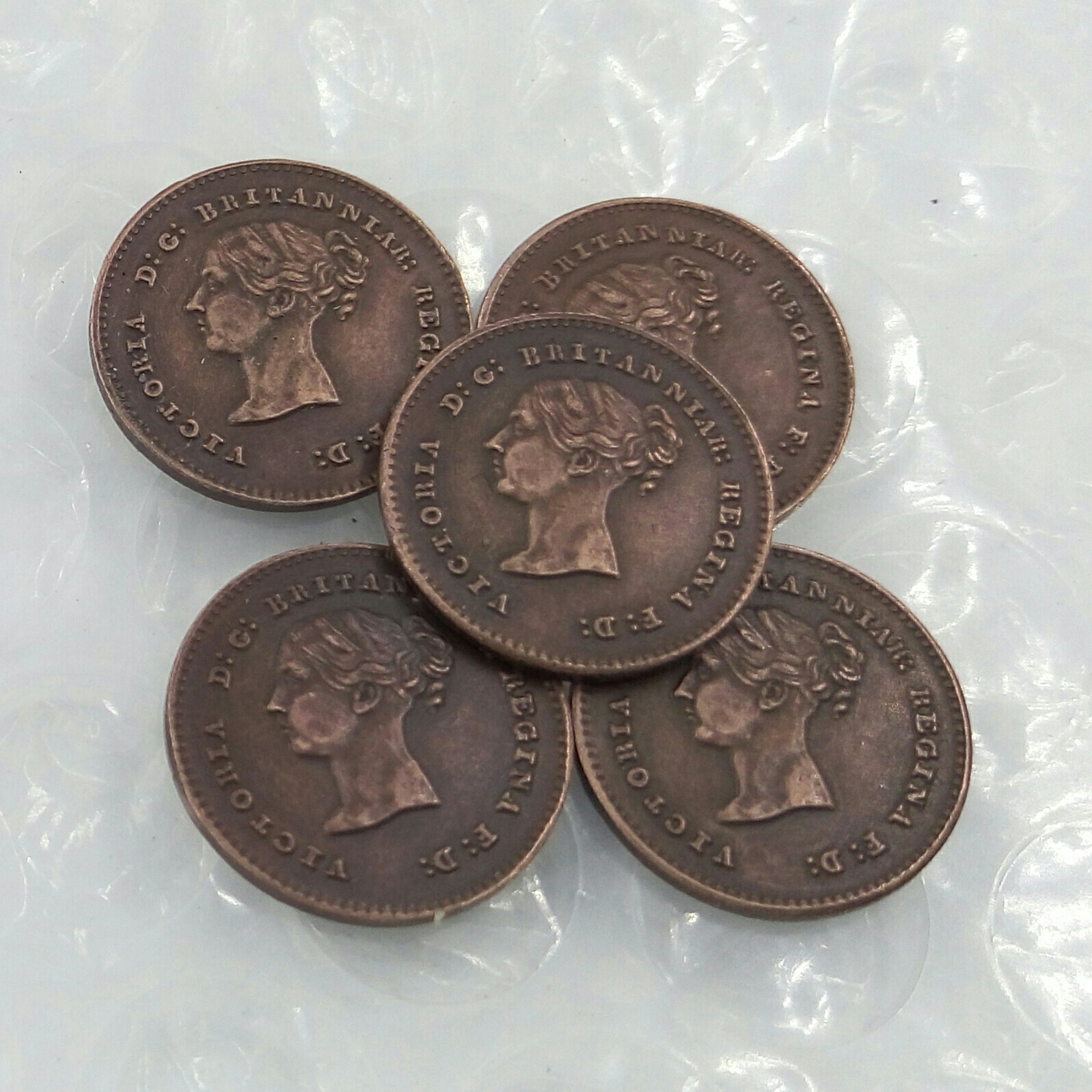 UK A set of(1839 1851 1852 1853 1868)5pcs Quarter Farthing, United Kingdom 1/4 Farthing - Victoria Copper manufacturing Free shipping
UK A set of(1839 1851 1852 1853 1868)5pcs Quarter Farthing, United Kingdom 1/4 Farthing - Victoria Copper manufacturing Free shipping