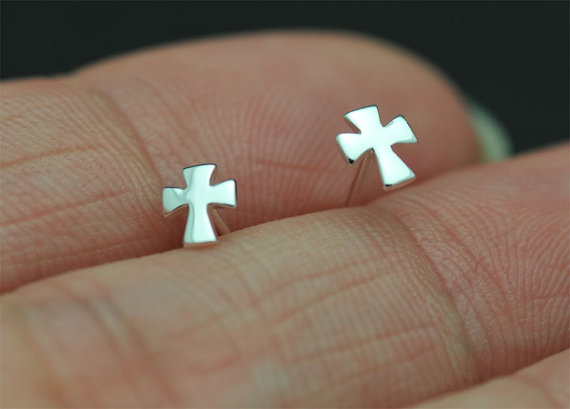 30Pair- S031 Small Flat Sideways Cross Earrings Simple Tiny Geometric Earring Cool Faith Christian Religious Cross Stud Earrings