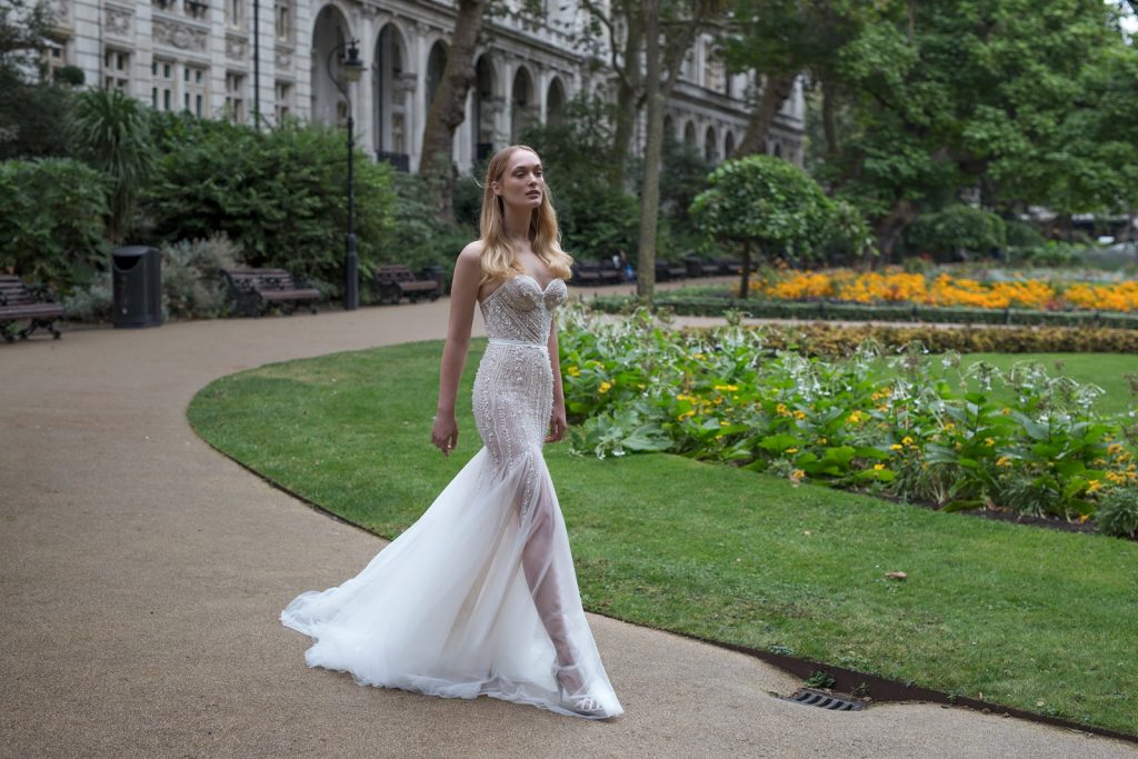 Riki Dalal 2019 Mermaid Backless Wedding Dresses With Long Sleeve Jacket Luxury Crystal Lace Bridal Gowns Sweep Train Country Wedding Dress