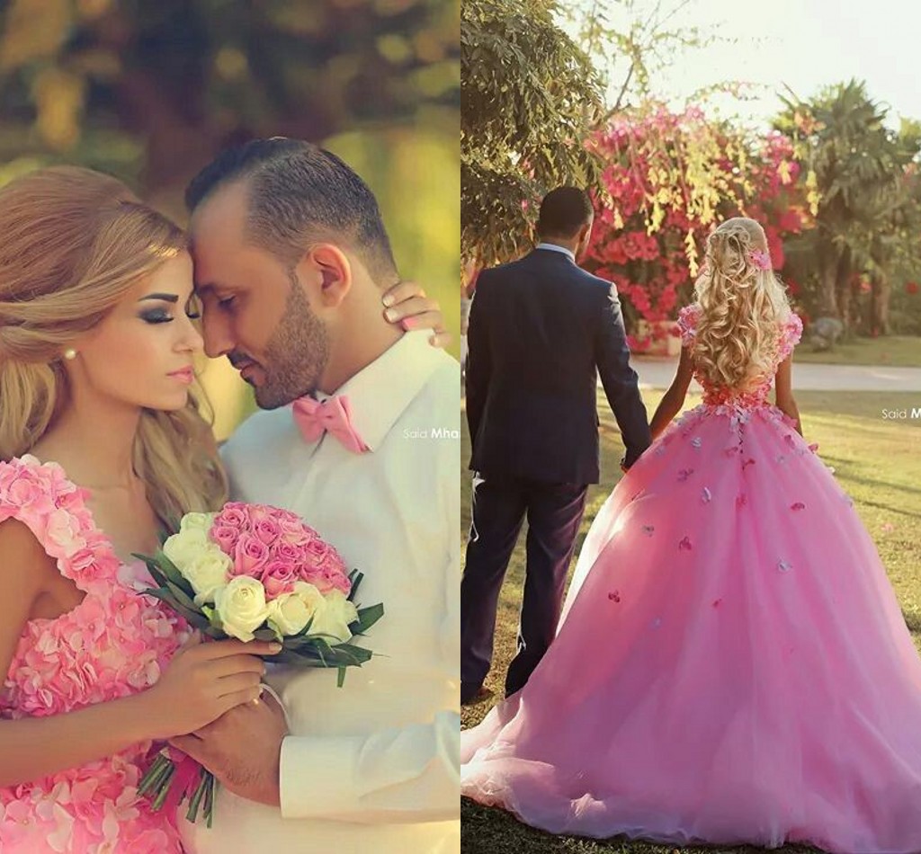 2016 Arabic Dubai Colorful Pink Wedding Dresses A Line Sweetheart back Corset organza handmade Flower Elegant Bridal Gowns, Same as image
2016 Arabic Dubai Colorful Pink Wedding Dresses A Line Sweetheart back Corset organza handmade Flower Elegant Bridal Gowns, Same as image