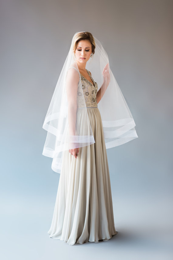 New Top Quality Best Sale Romantic mantilla veil fingertipe White Ivory For Wedding Dresses Satin Edge Veil wide ribbon