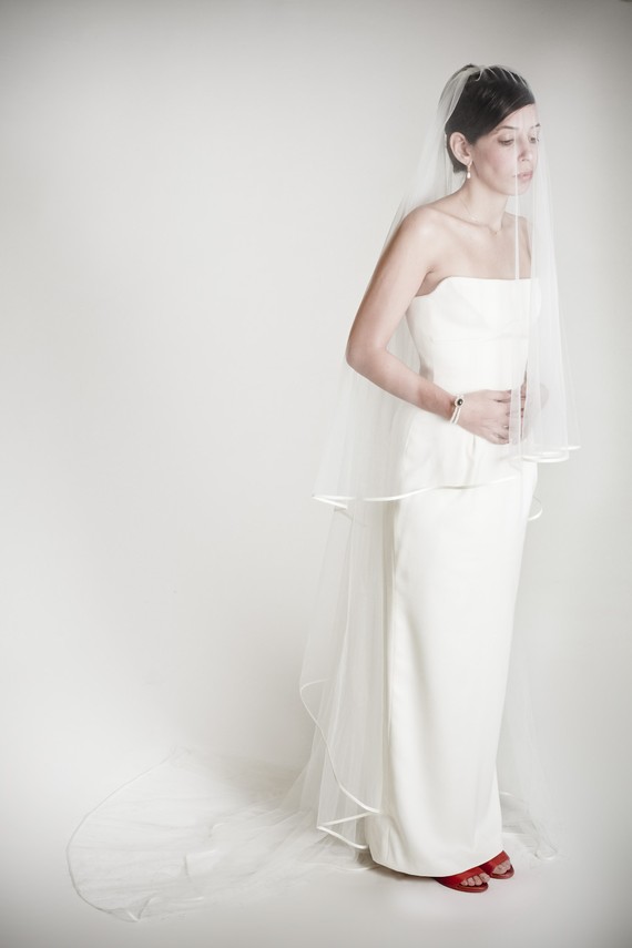 New Top Quality Best Sale Cheap Romantic Chapel Ribbon Edge Veil Mantilla Veil Bridal Head Pieces For Wedding Dresses, White
New Top Quality Best Sale Cheap Romantic Chapel Ribbon Edge Veil Mantilla Veil Bridal Head Pieces For Wedding Dresses, White