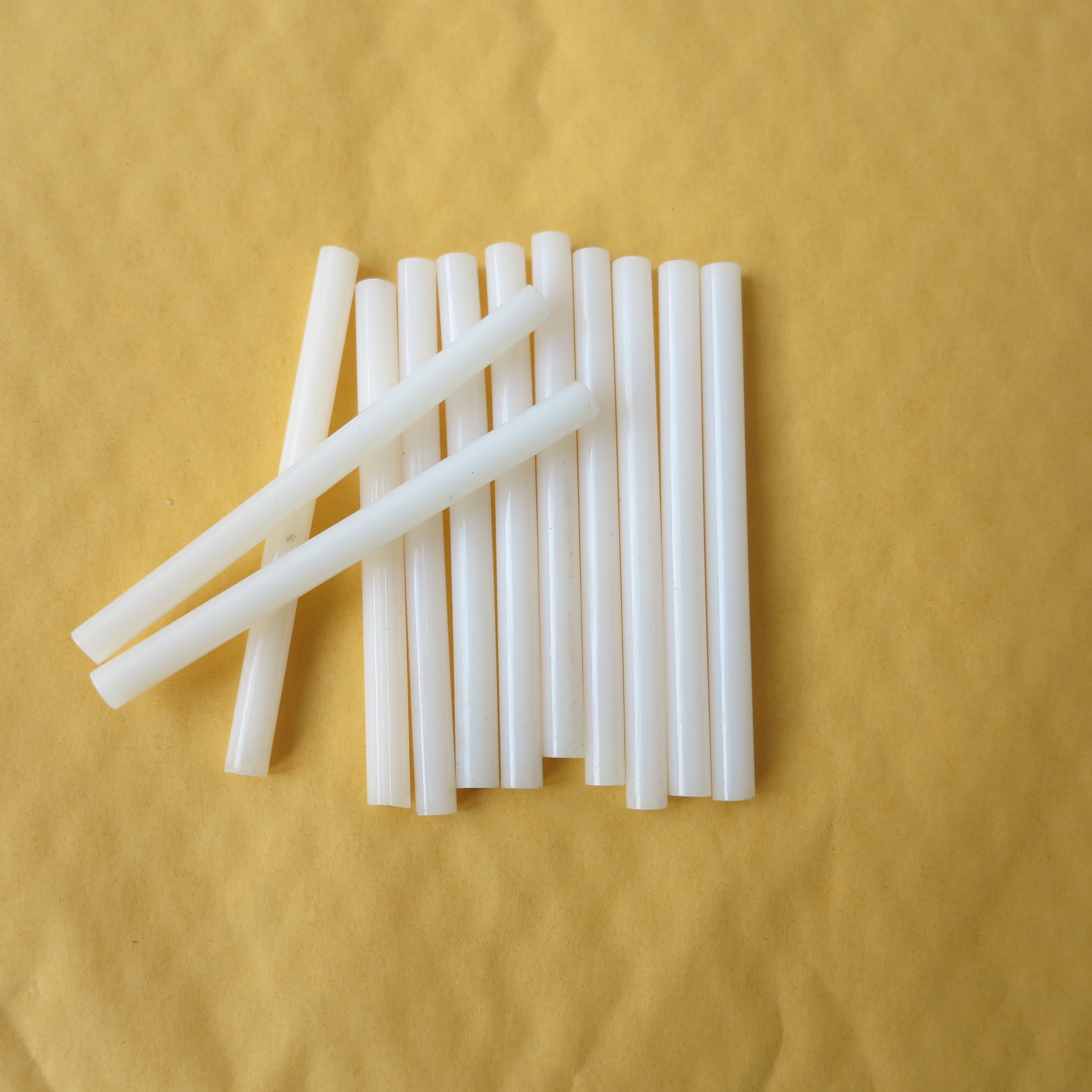 12pcs 0.7*10 cm Keratin Glue Sticks,fusion glue, brown, orange, black and white, 4 colors in stock optional Free shipping
12pcs 0.7*10 cm Keratin Glue Sticks,fusion glue, brown, orange, black and white, 4 colors in stock optional Free shipping
