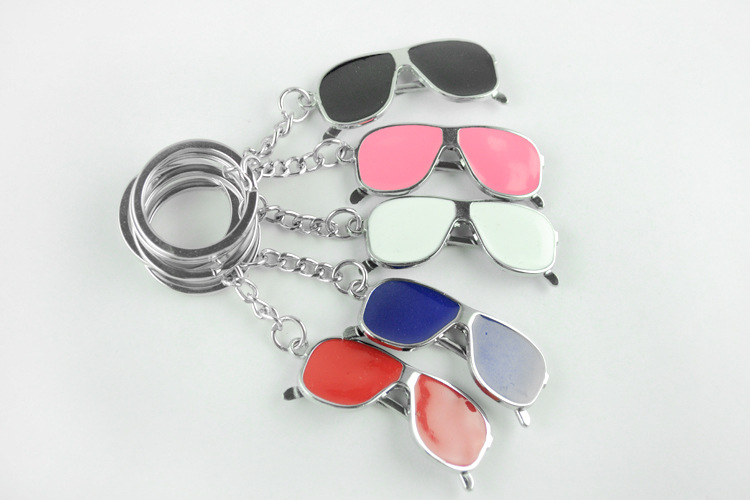 Good A++ Creative key chain large glasses key chain metal crafts strap can be customized KR348 Keychains mix order 20 pieces a lot
Good A++ Creative key chain large glasses key chain metal crafts strap can be customized KR348 Keychains mix order 20 pieces a lot