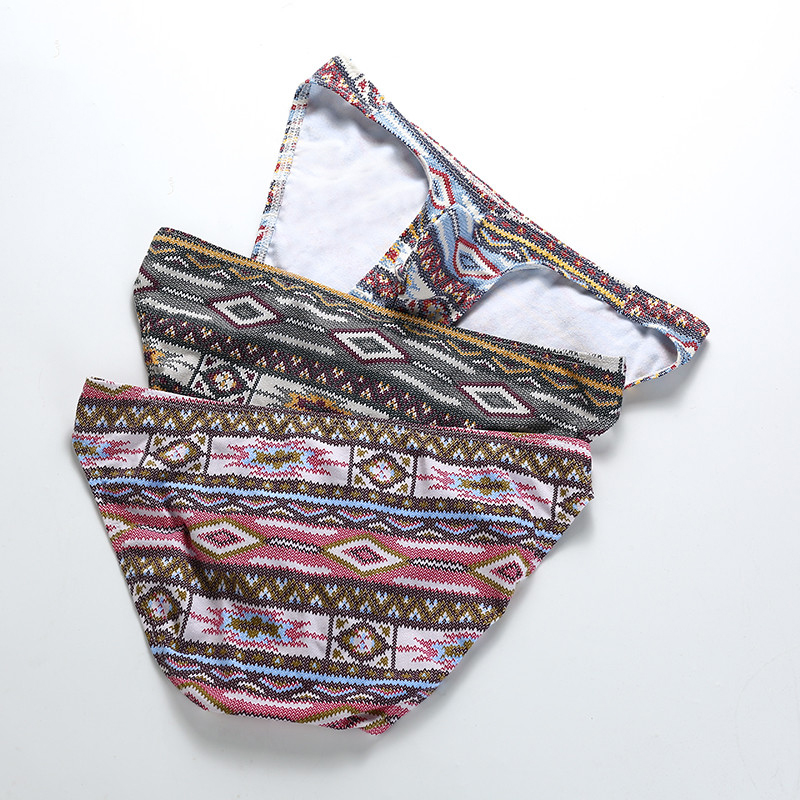 Sexy Lingerie Men Underpants Bikini Briefs Floral Print Panties Colorful Gay Underwear Male Boy Breathable Seamless Brief Nylon Comfortable Underpant, Red 
Sexy Lingerie Men Underpants Bikini Briefs Floral Print Panties Colorful Gay Underwear Male Boy Breathable Seamless Brief Nylon Comfortable Underpant, Red