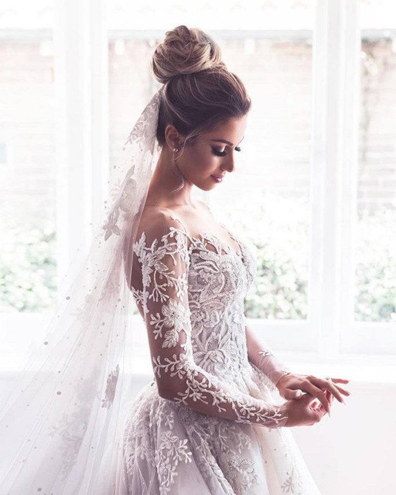 Lace Ball Gown Wedding Dresses 2019 Fall Plus Size Sheer Beach Bridal Gowns with Long Sleeves Beach Pearls Bridal Dress