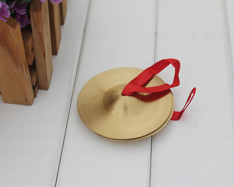 2016 NEW Small Copper Hand Cymbals Gong Band Rhythm Percussion Musical Instrument Toy for Kids Children
2016 NEW Small Copper Hand Cymbals Gong Band Rhythm Percussion Musical Instrument Toy for Kids Children