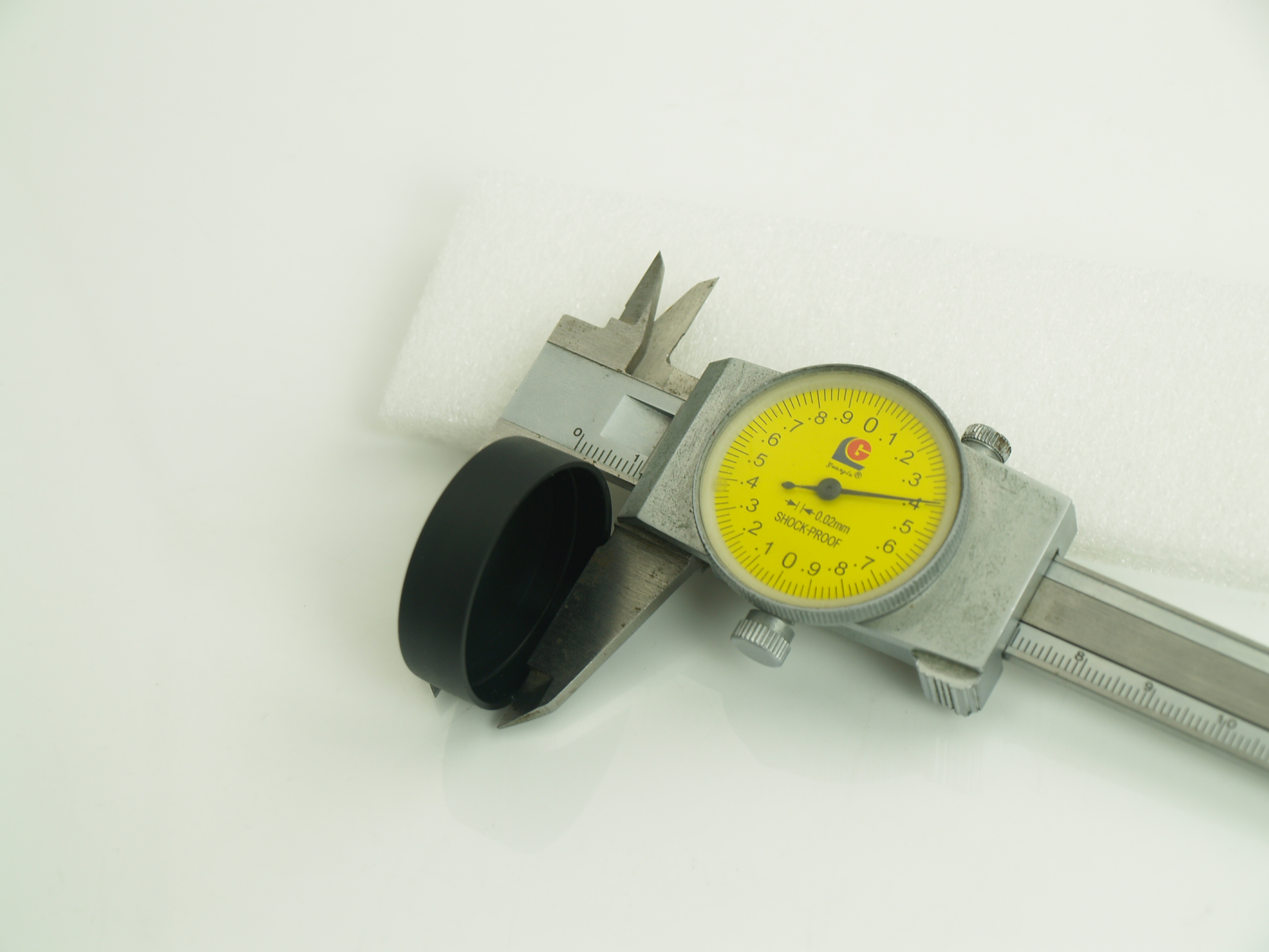 M35 35Mm Plastic Le… - image