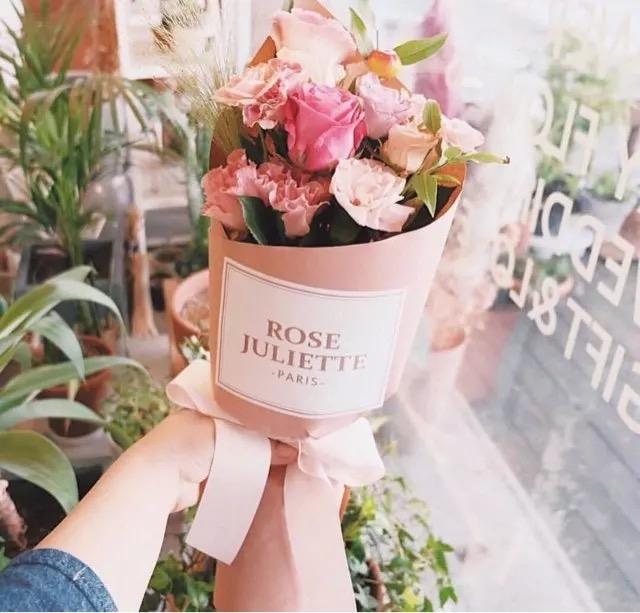 This is for box surchage fashion short wallet purse handBags Mini Bags Clutches Exotics with box 15cm free shipping