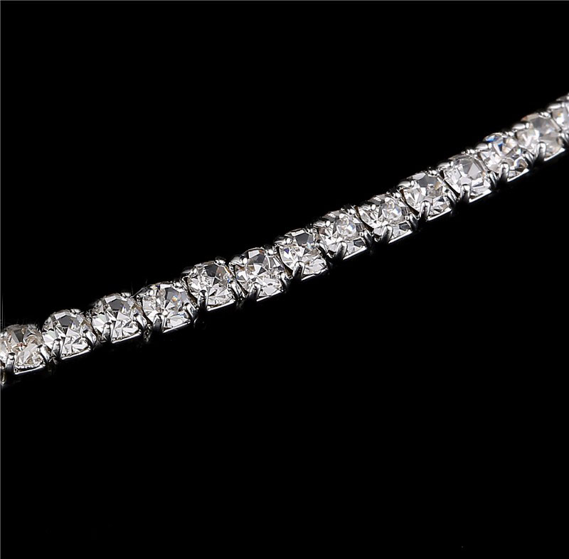 Elegant Delicate Crystal Rhinestone Choker Necklace Big Pearl Charm Single Strand Faux Pearl Necklace Diamond Collar for Women