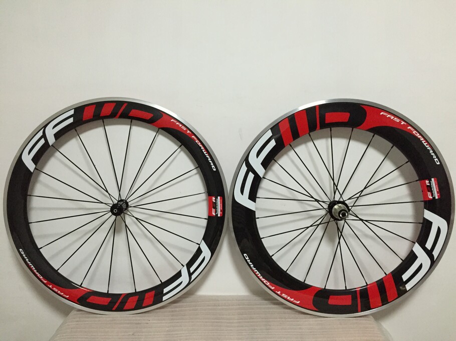 Bike Wheels ffwd 60mm+ 88mm alloy brake Clincher Carbon wheels with road bicycle wheels 23m 700C full carbon road bike wheelset
Bike Wheels ffwd 60mm+ 88mm alloy brake Clincher Carbon wheels with road bicycle wheels 23m 700C full carbon road bike wheelset