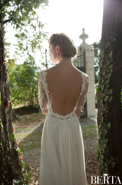 Illusion Long Sleeve Beach Lace Wedding Dress Vintage Sheath Chiffon Open Back Floor Length Empire Garden Bridal Gowns
