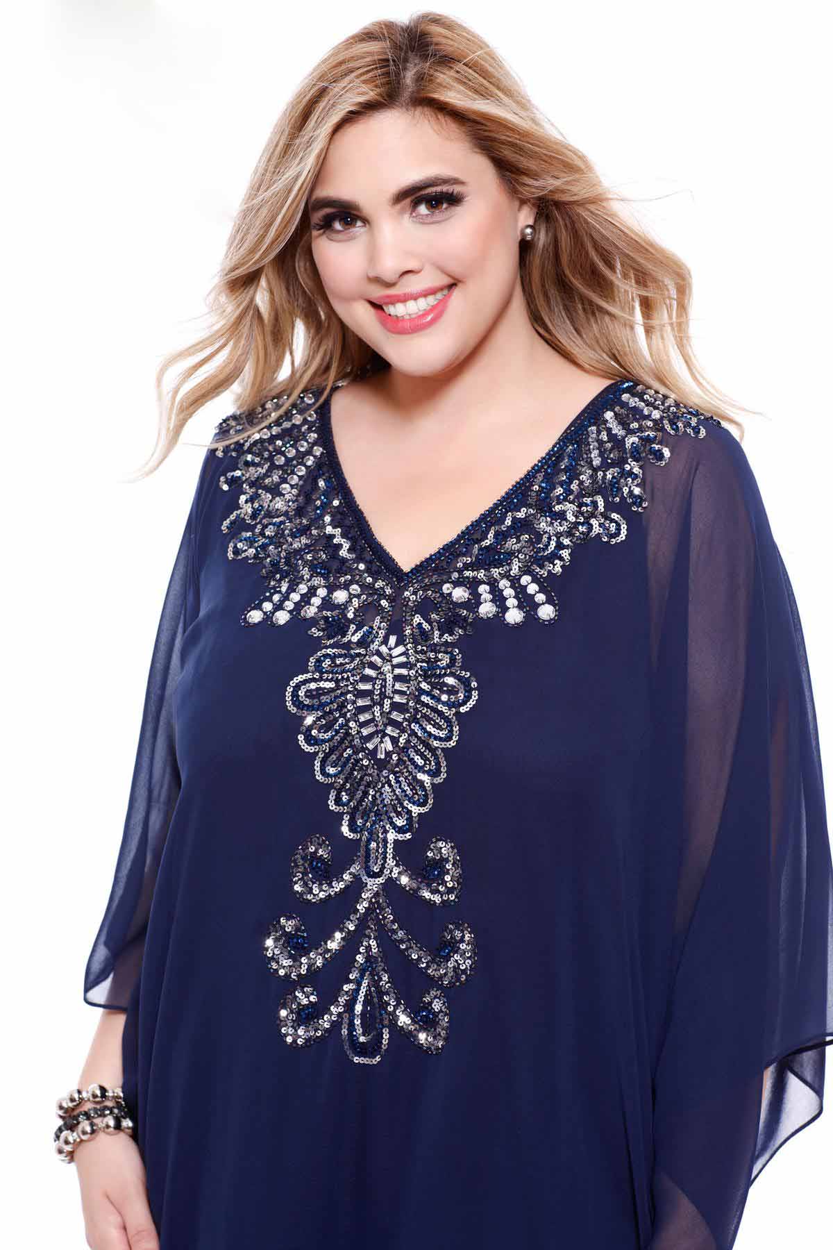 Elegant Beaded Plus Size Special Occasion Dresses Long Sleeve Prom Gowns V Neck Shail Kusa Formal Dress