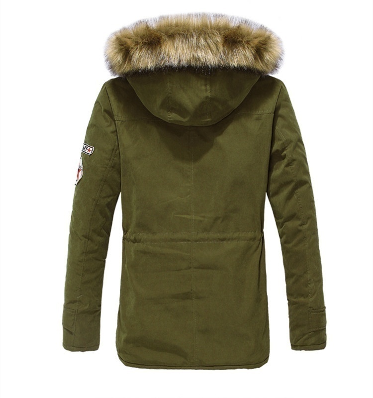 Jackets and Long Sections Army Green Badge Fashionable Men and Women Couple Plus Size Thick Warm Fur Collar Jacket Winter Down Coa