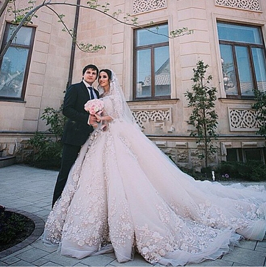 2019 Arabic Blush Lace Gowns Applique Cathedral Train Gorgeous Wedding Dresses Vestido De Noiva Long Sleeve Bridal Dress 0510