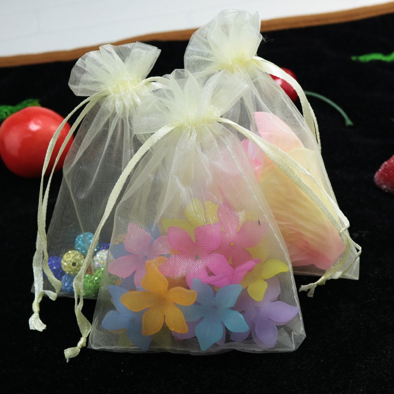 Drawable Plain Christmas Beige Organza Drawstring Pouches Jewelry Party Small Wedding Favor Gift Bags Packaging Gift candy Wrap Square 5x7cm
Drawable Plain Christmas Beige Organza Drawstring Pouches Jewelry Party Small Wedding Favor Gift Bags Packaging Gift candy Wrap Square 5x7cm
