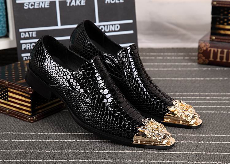 New Arrival Luxury Mens Black Dress Shoes Fashion Python Snake Pattern Leather Metal Toe Charm Slip On Flat Shoes For Mens Party 
New Arrival Luxury Mens Black Dress Shoes Fashion Python Snake Pattern Leather Metal Toe Charm Slip On Flat Shoes For Mens Party