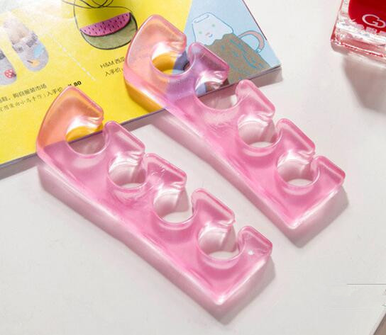 Salon Silicone Nail Toe Separators Reusable Separator for UV Gel Acrylic Nail Tool Random Color XB1