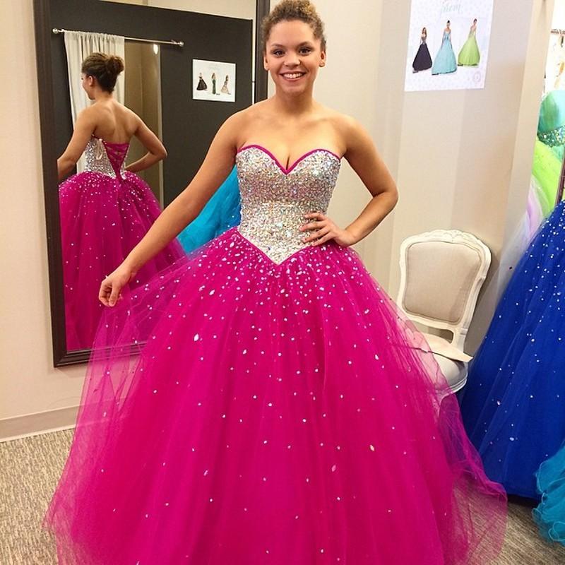 Customized Fuchsia Quinceanera Dresses Sparking Crystals Sweetheart Party Gown formal evening Quinceanera Hot Sweetheart Quinceanera Gowns, Green
Customized Fuchsia Quinceanera Dresses Sparking Crystals Sweetheart Party Gown formal evening Quinceanera Hot Sweetheart Quinceanera Gowns, Green