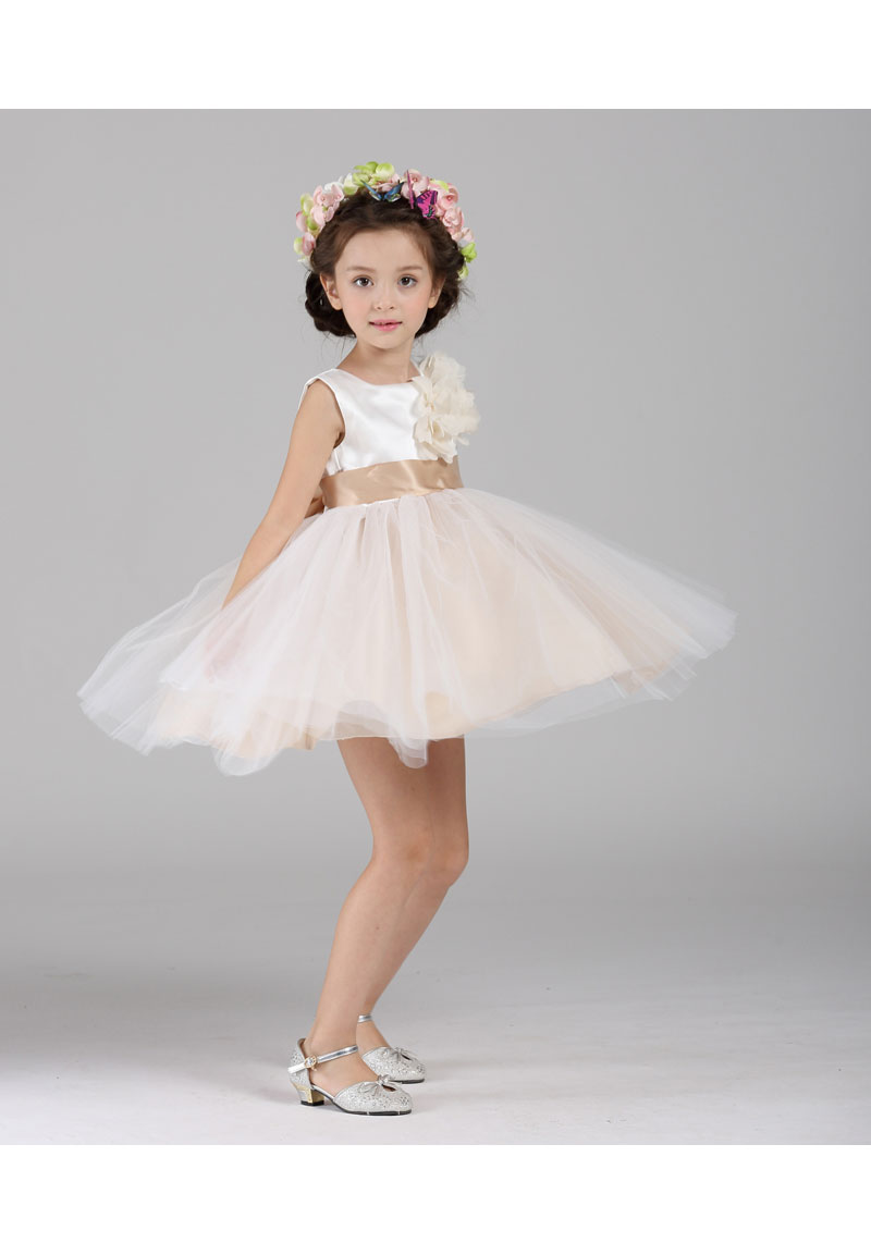 Free Shipping Retail Girl Dresses Children Dress Party Summer Princess Baby Girl Wedding Dress Birthday Off Beige Color 2-10T
Free Shipping Retail Girl Dresses Children Dress Party Summer Princess Baby Girl Wedding Dress Birthday Off Beige Color 2-10T