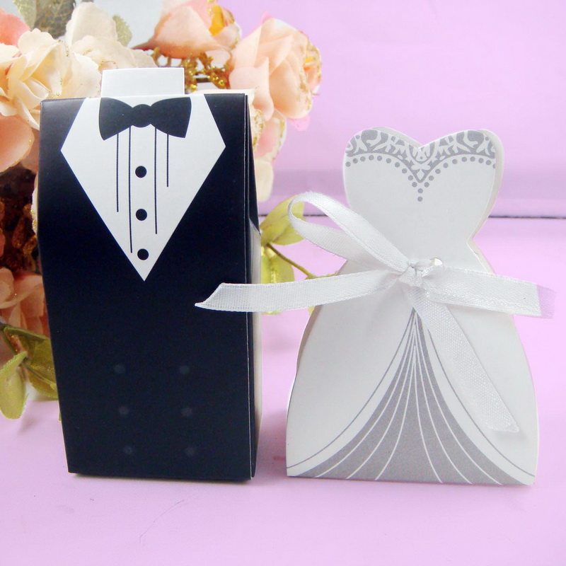 Bride and Groom Candy Box Wedding Dress Box Wedding Favor Boxes with Ribbon 2pcs/lot+DHL Free Shipping, Black and white
Bride and Groom Candy Box Wedding Dress Box Wedding Favor Boxes with Ribbon 2pcs/lot+DHL Free Shipping, Black and white