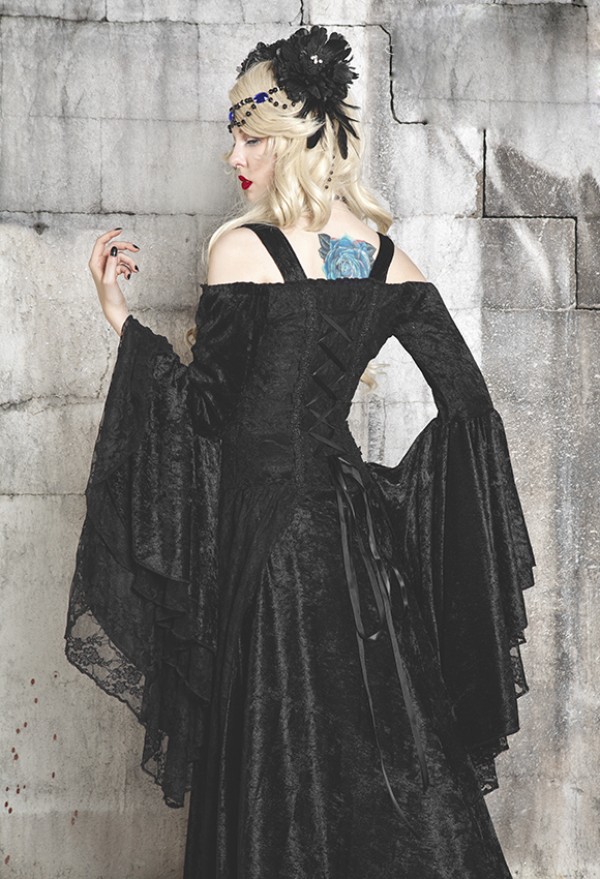 Halloween Costumes Fancy Prom Dress Off Shoulder Vampires Devils Cosplay Costume Long Sleeve Custom Made Victorian Ball Gown