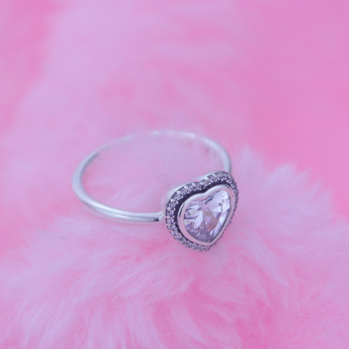 2016 NEWEST Authentic 925 sterling silver rings with clear CZ Fit for pandora charms jewelry women DIY fashion Heart Fingers Ring love charm
2016 NEWEST Authentic 925 sterling silver rings with clear CZ Fit for pandora charms jewelry women DIY fashion Heart Fingers Ring love charm