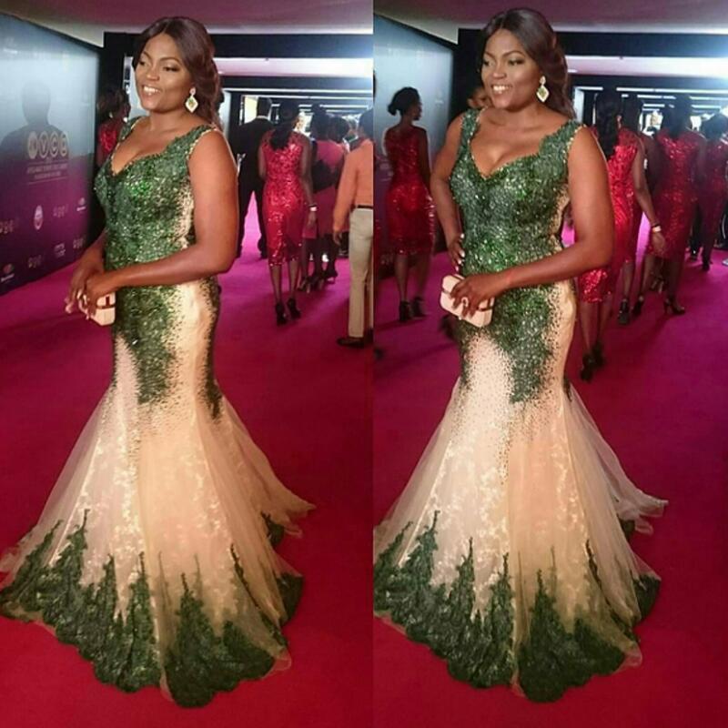 2017 New Black Women Shiny Fish Ball Prom Gown Color Matching Sexy Chest Spaghetti Waist Tight Applique Beading And Special Evening Dress, Same as picture
2017 New Black Women Shiny Fish Ball Prom Gown Color Matching Sexy Chest Spaghetti Waist Tight Applique Beading And Special Evening Dress, Same as picture
