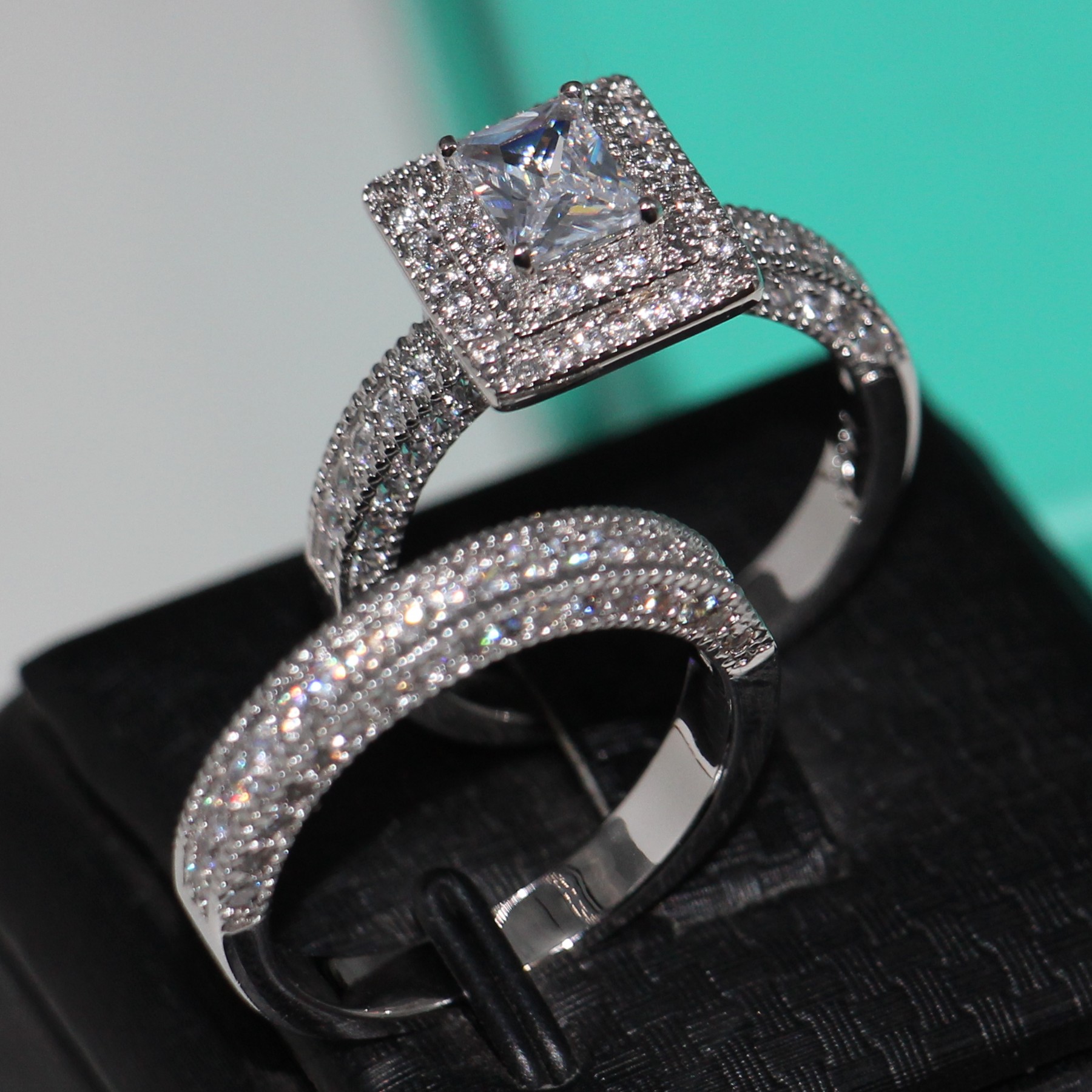 Victoira Wieck choucong Fashion Jewelry 14KT White Gold Filled Princess Cut White Topaz CZ Diamond Gemstones Women Wedding Bridal Ring Set