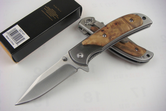 Small Size 338 Pocket folding knife 440C Satin Blade Outdoor camping hiking survival Pockets Folder knifes EDC knives
Small Size 338 Pocket folding knife 440C Satin Blade Outdoor camping hiking survival Pockets Folder knifes EDC knives