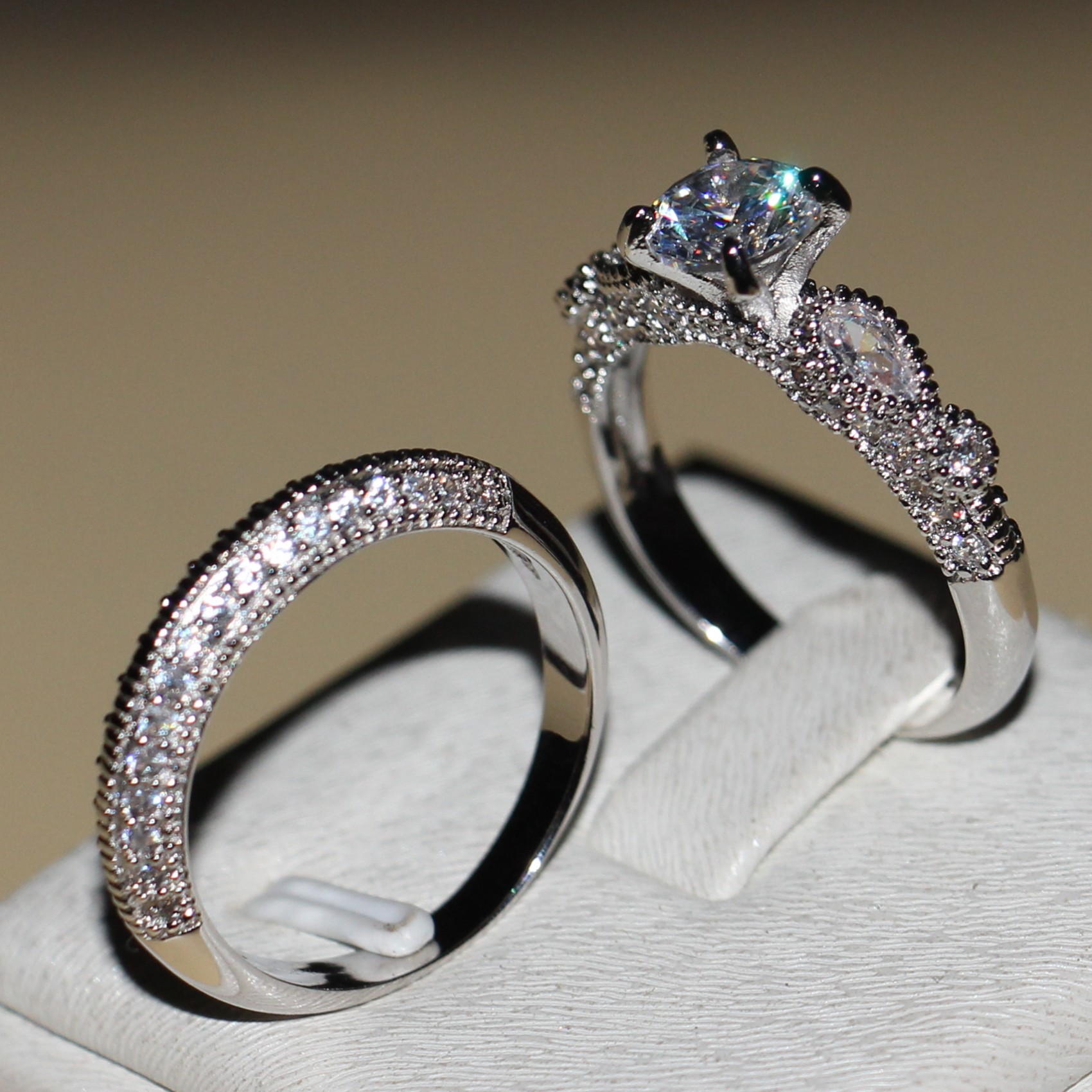 Stunning Sterg Sier Round Cut White Sapphire CZ Dia Women's Wedding Ring Set (Size 5-11)