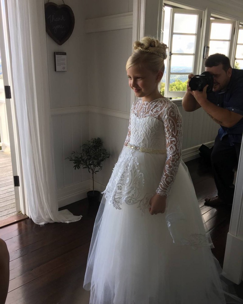 Real Picture Long Sleeve Girls Pageant Dresses Applique Floor Length Flower Girl Dress For Wedding Gown Kids Formal Dress Christmas Wear