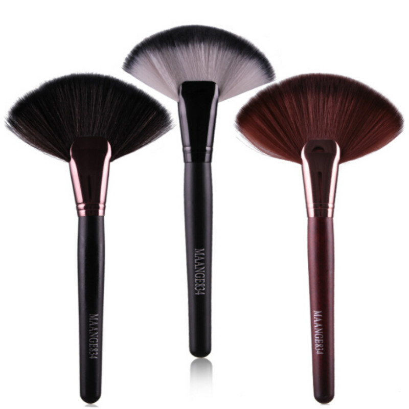Professional 1pc Soft Makeup Large Fan Brush Blush Foundation Make Up Tool Big Fan Cosmetics Brushes
Professional 1pc Soft Makeup Large Fan Brush Blush Foundation Make Up Tool Big Fan Cosmetics Brushes