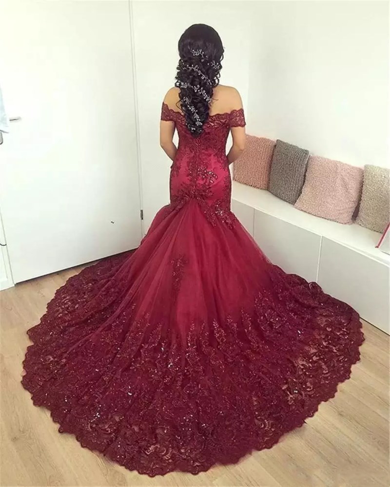 2018 Sparkly Dark Red Mermaid Prom Dresses Arabic African Off the Shoulder Lace Sequins Corset Back Long Prom Formal Gowns Vintage Wear